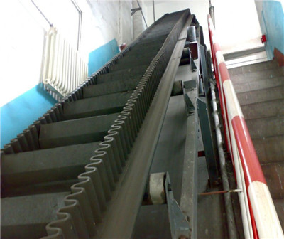 西安大傾角皮帶輸送機好品質，值得推薦